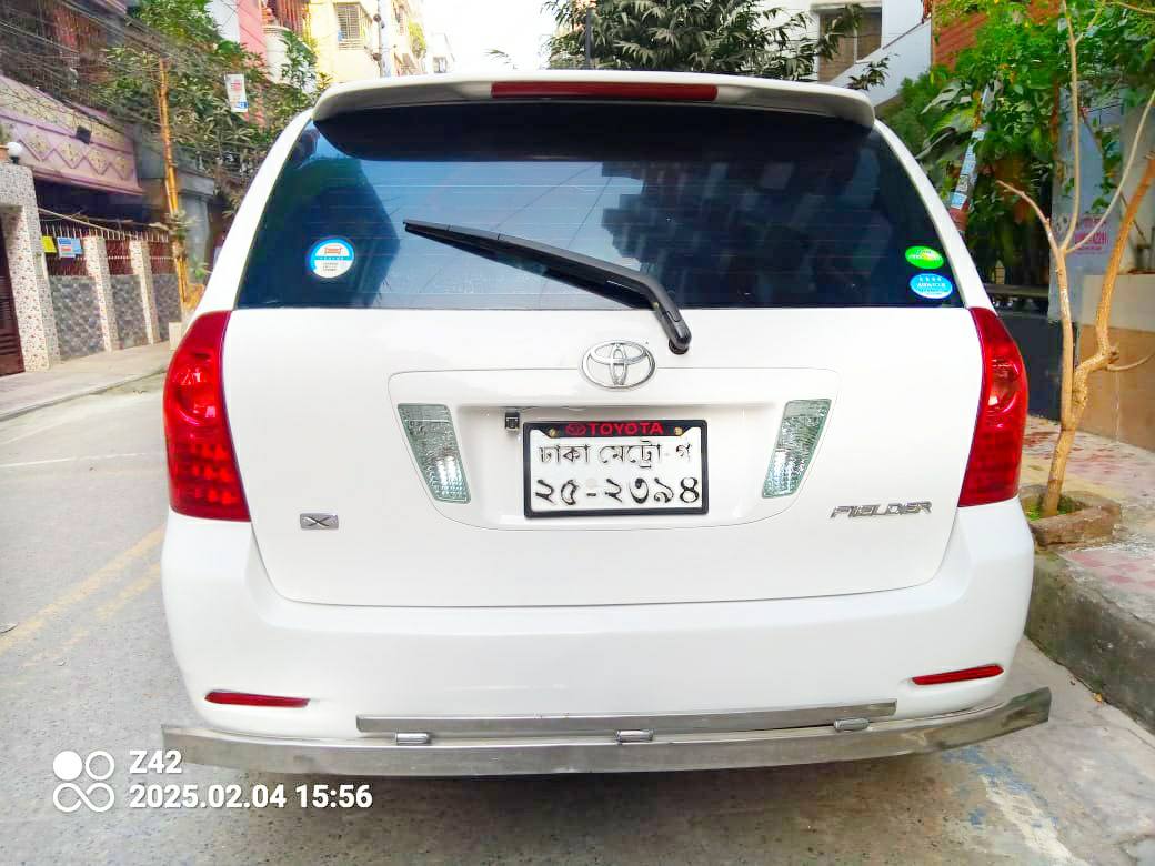Toyota Fielder 2004 Model For Sale in Dhaka Mirpur