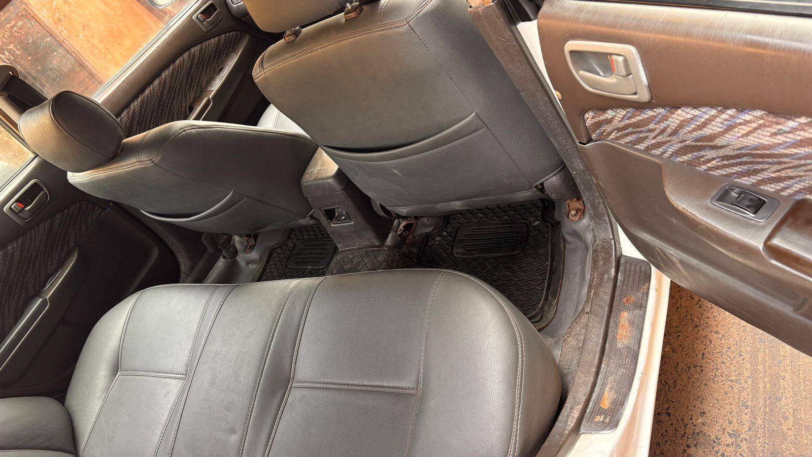 Toyota Corona Premio 1997 Model For Sale in Dhaka