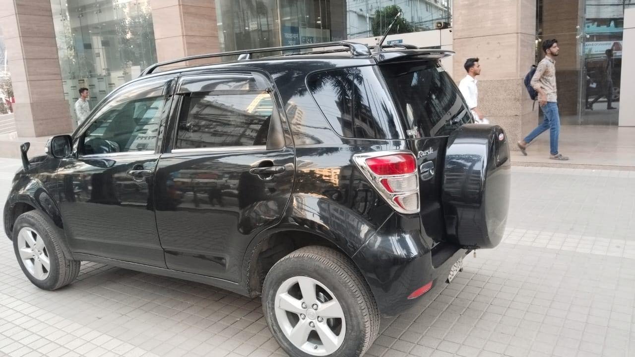 Toyota Rush 2006 Model For Sale in Chittagong