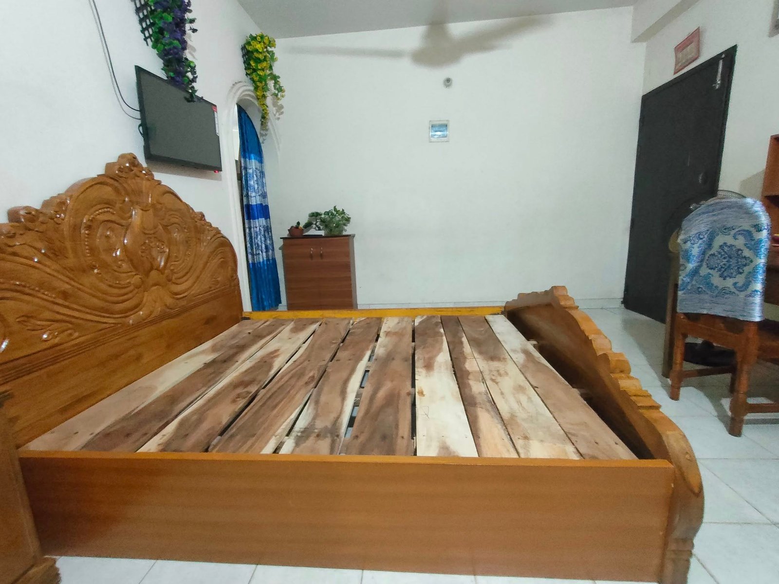 Teak Wood Bed For Sale in Chittagong Bahaddarhat