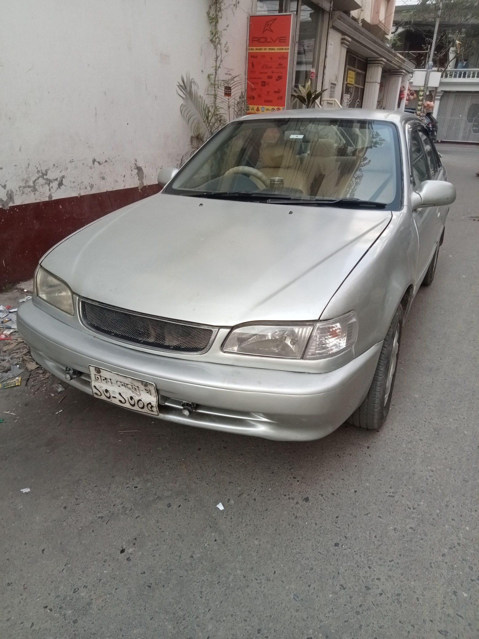 Toyota 111 2000 Model For Sale in Dhaka Uttara