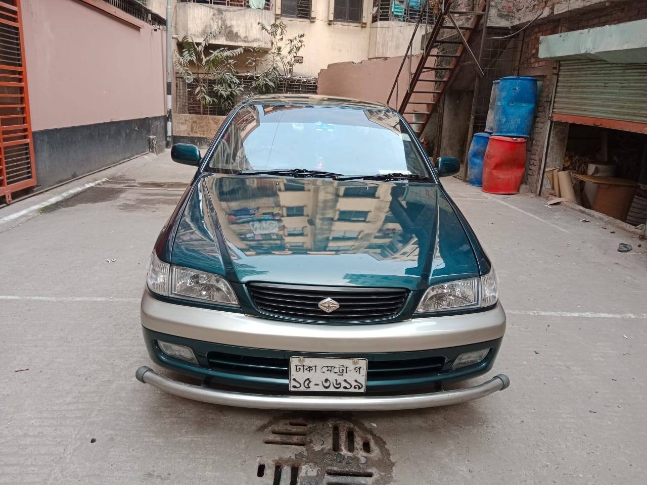Toyota Premio Corona 1999 Model For Sale in Dhaka