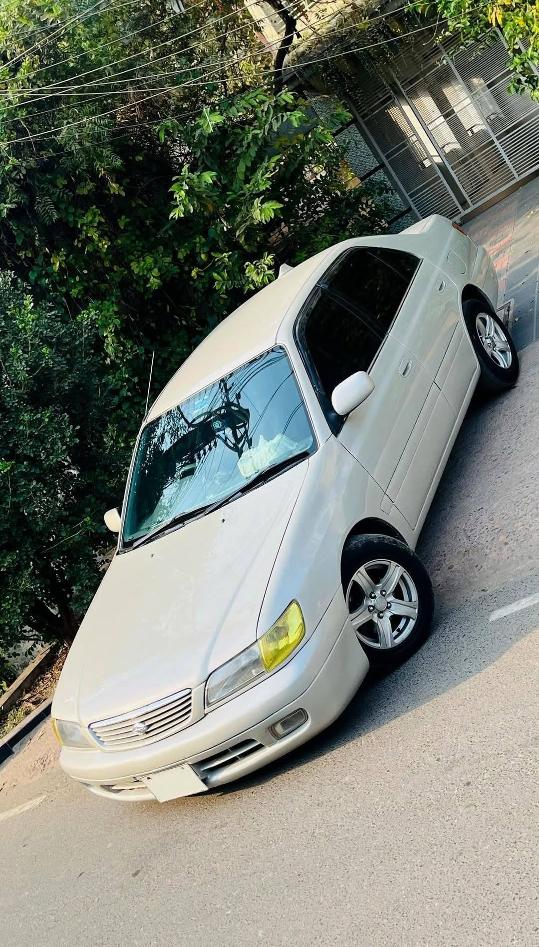 Toyota Corona Premio 2000 Model For Sale in Chittagong