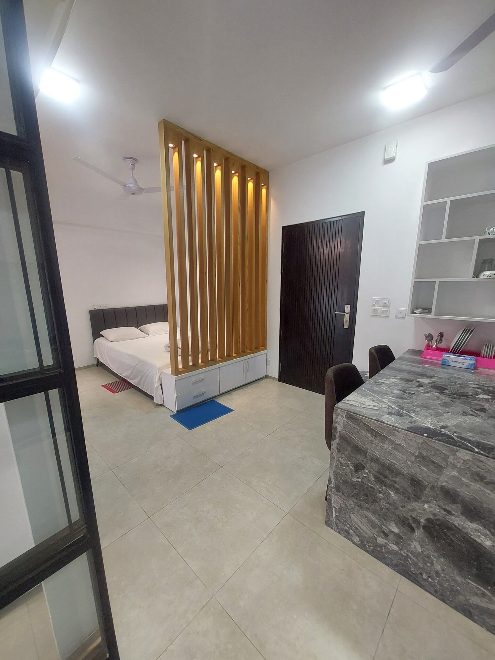 Luxurious 2 Bedroom Furnished Apartment in Baridhara