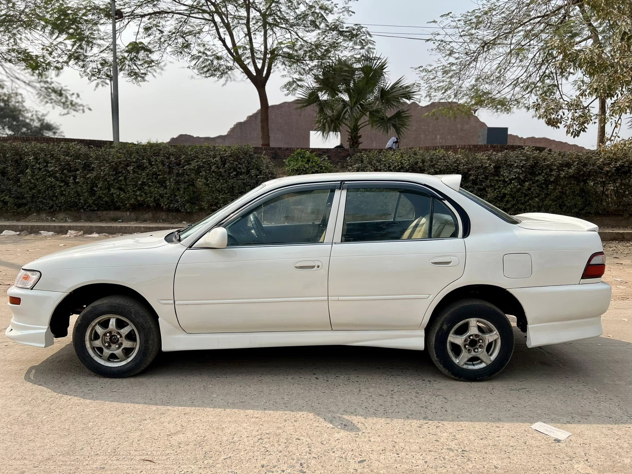 Toyota EE-101 1992 Model For Sale in Dhaka