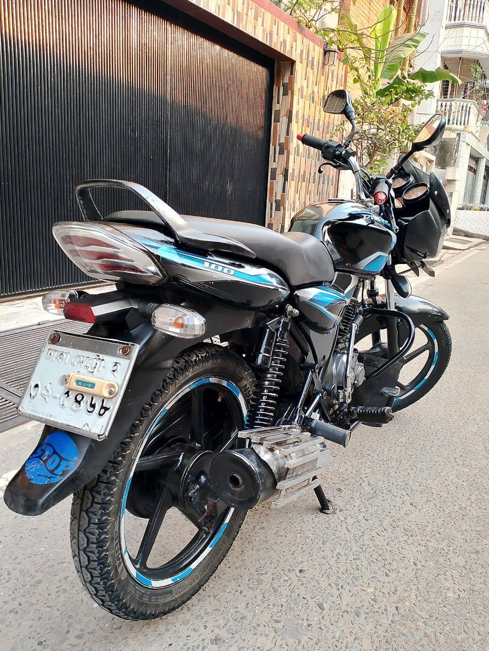 Bajaj Discover 100cc 2018 Model For Sale in Dhaka