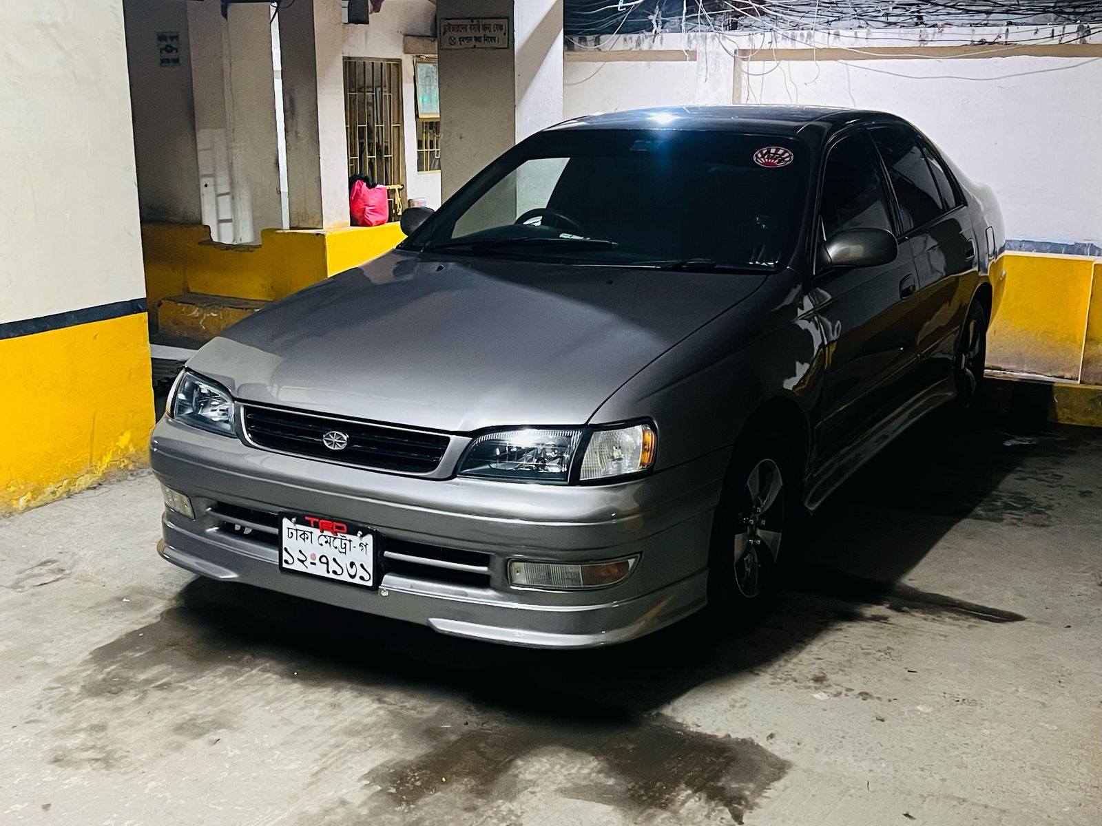 Toyota Corona 1994 Model For Sale in Dhaka