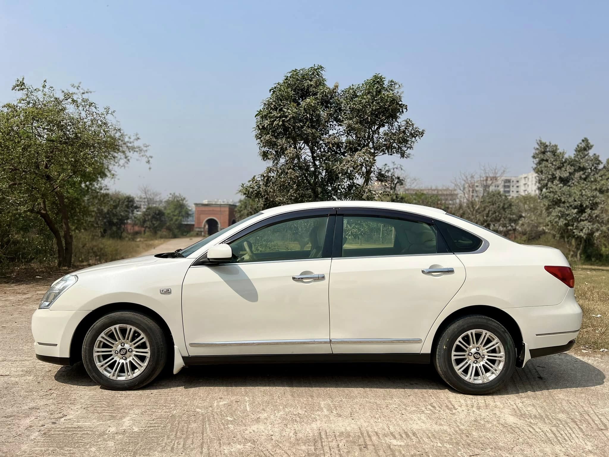 Nissan Bluebird Sylphy 1.5 2006 Model For Sale in Dhaka