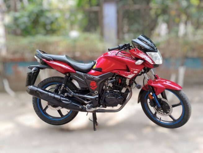 Hero Hunk 150cc For Sale in Dhaka Uttara