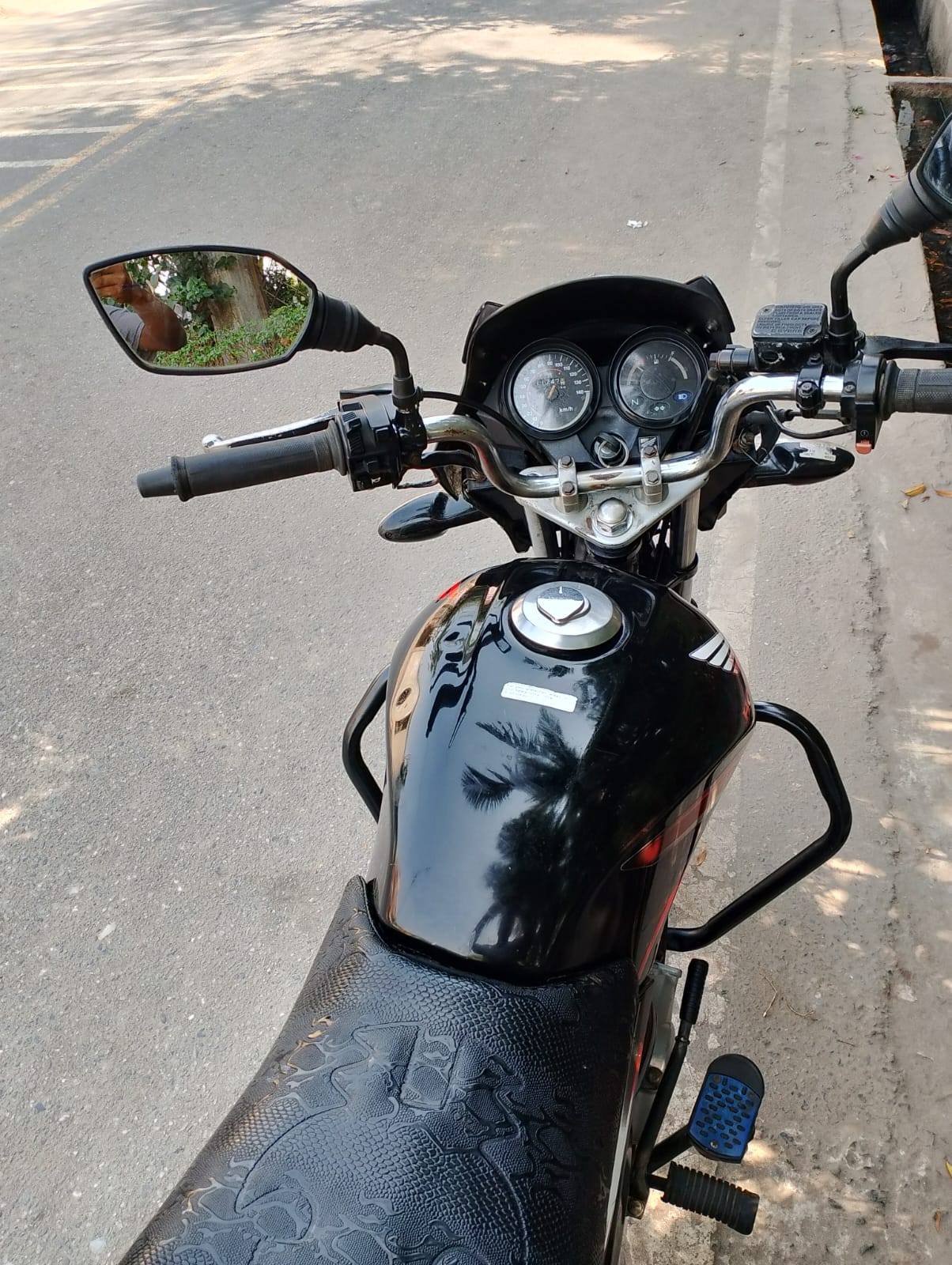 Honda CB Shine 125cc For Sale in Dhaka Uttara