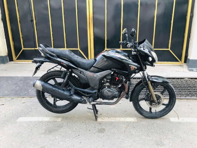 Hero Hunk 150cc SD 2016 For Sale in Dhaka Uttara