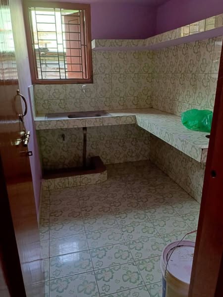 Family House ToLet in Rajshahi Lokkhipur