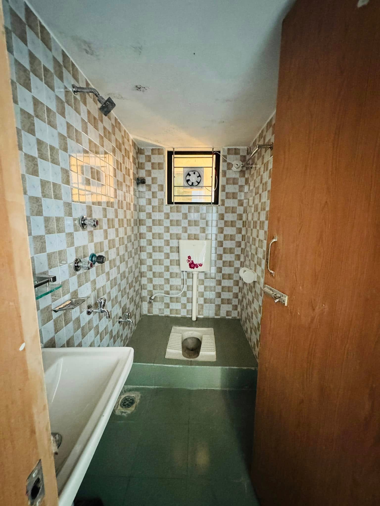 Family House Rent in Chittagong Muradpur