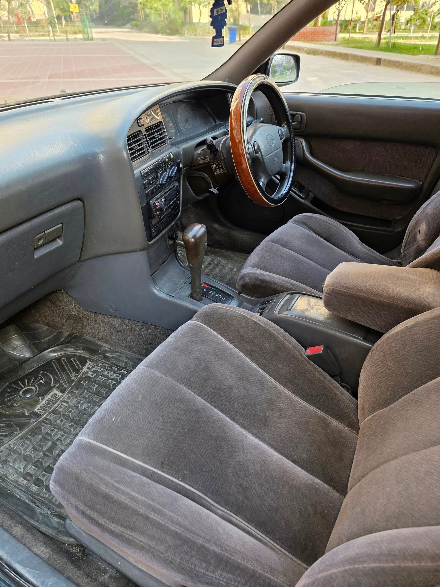 Toyota Camry 1993 Model For Sale in Dhaka