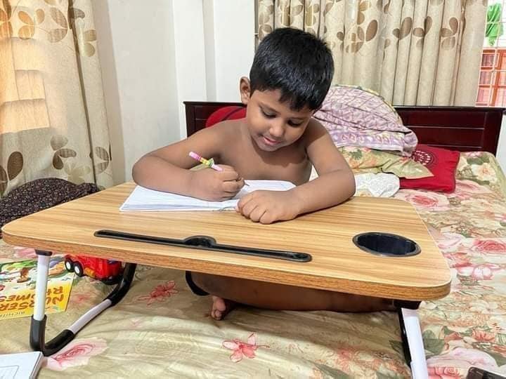 Multifunctional Foldable Laptop Table