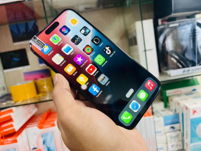 Apple I phone 16 pro max copy