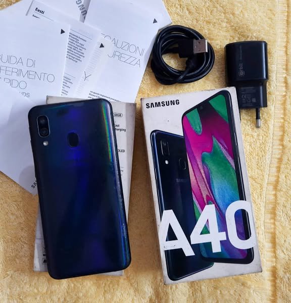 Samsung A40 for Sell
