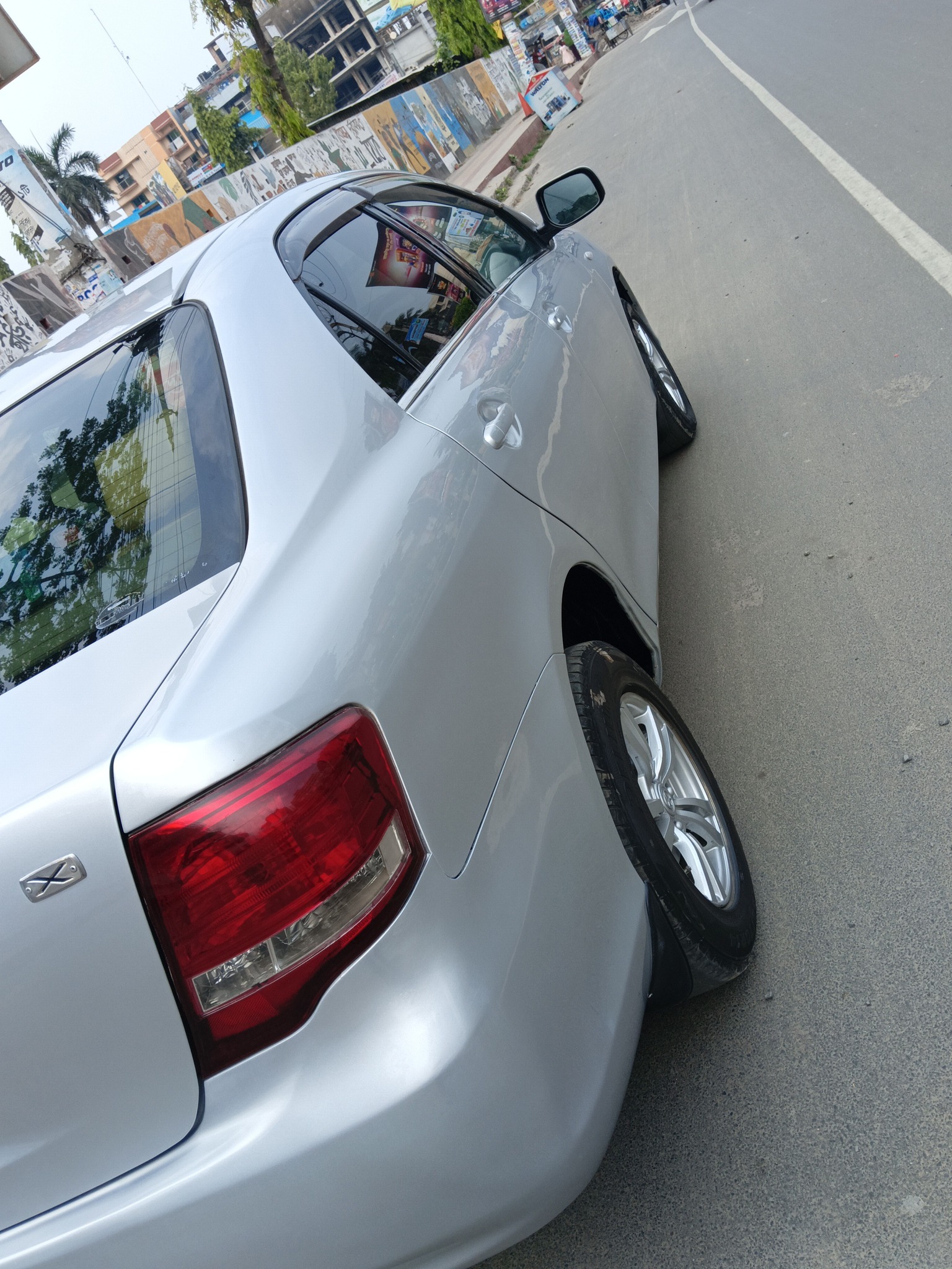 Toyota Axio X 2009 For Sake in Khulna