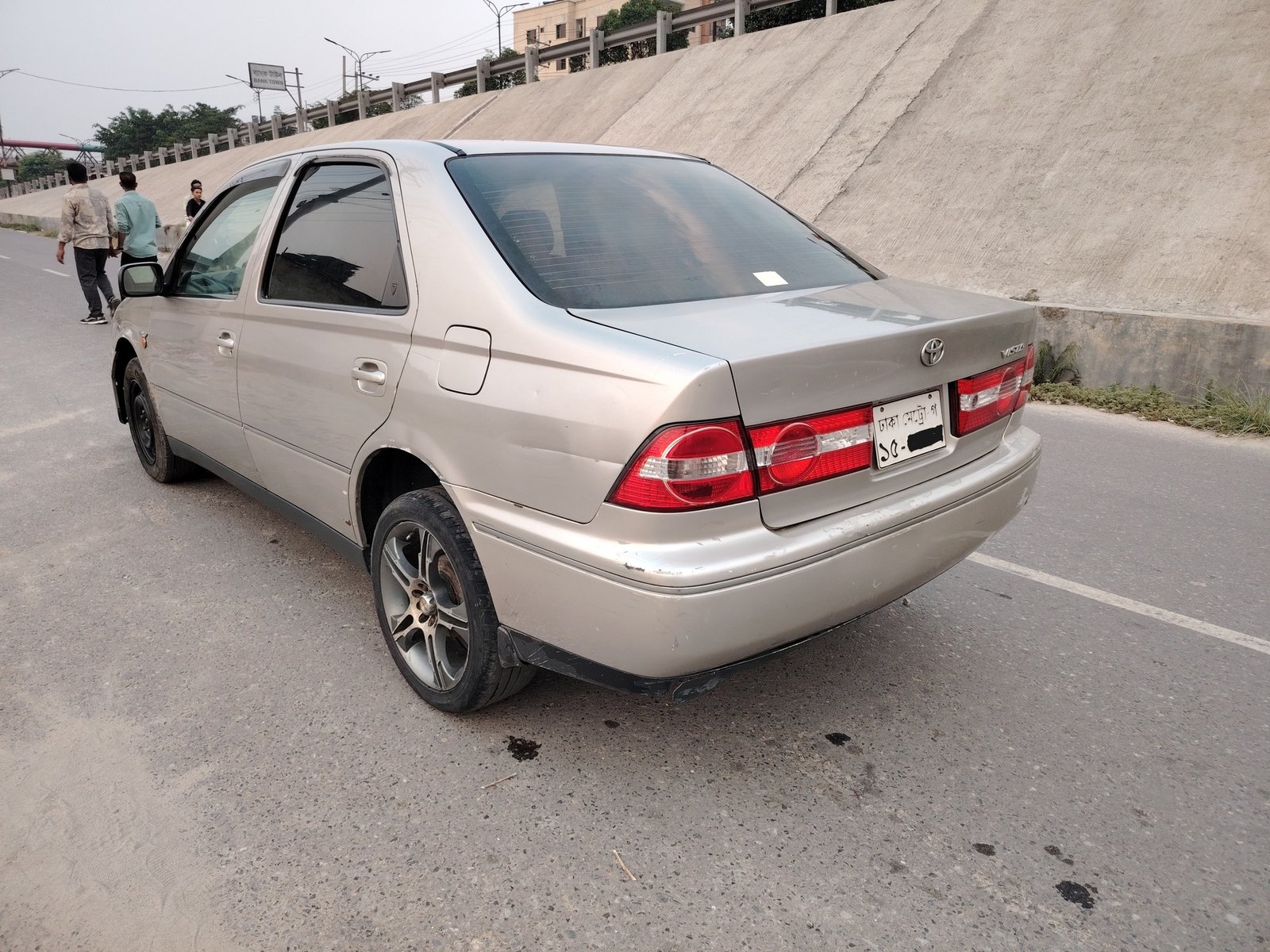 Toyota Ring Vista 1998 Model For Sale in Dhaka