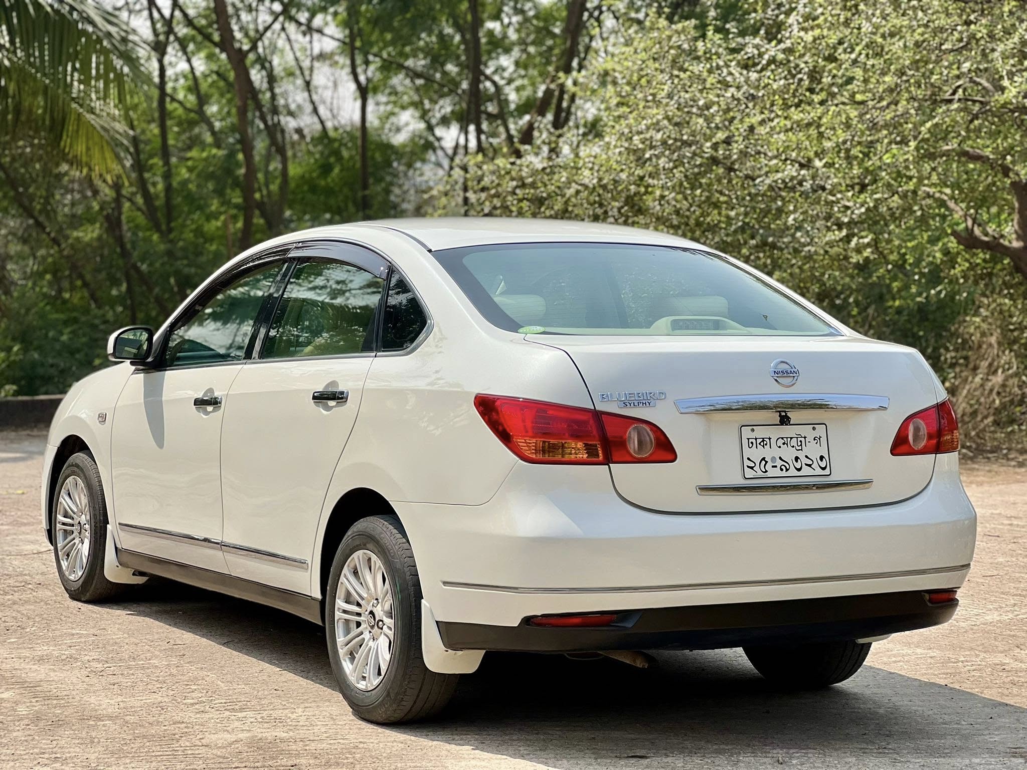 Nissan Bluebird 2006 Model For Sale in Dhaka
