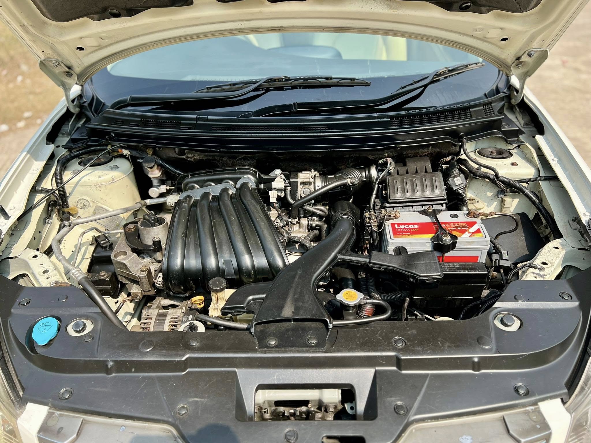 Nissan Bluebird 2006 Model For Sale in Dhaka