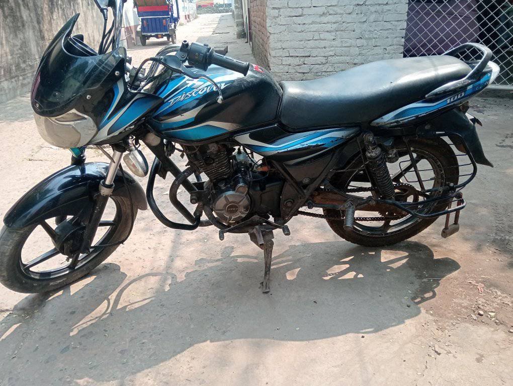 Bajaj Discover 100cc For Sale in Bhairab Kishoreganj