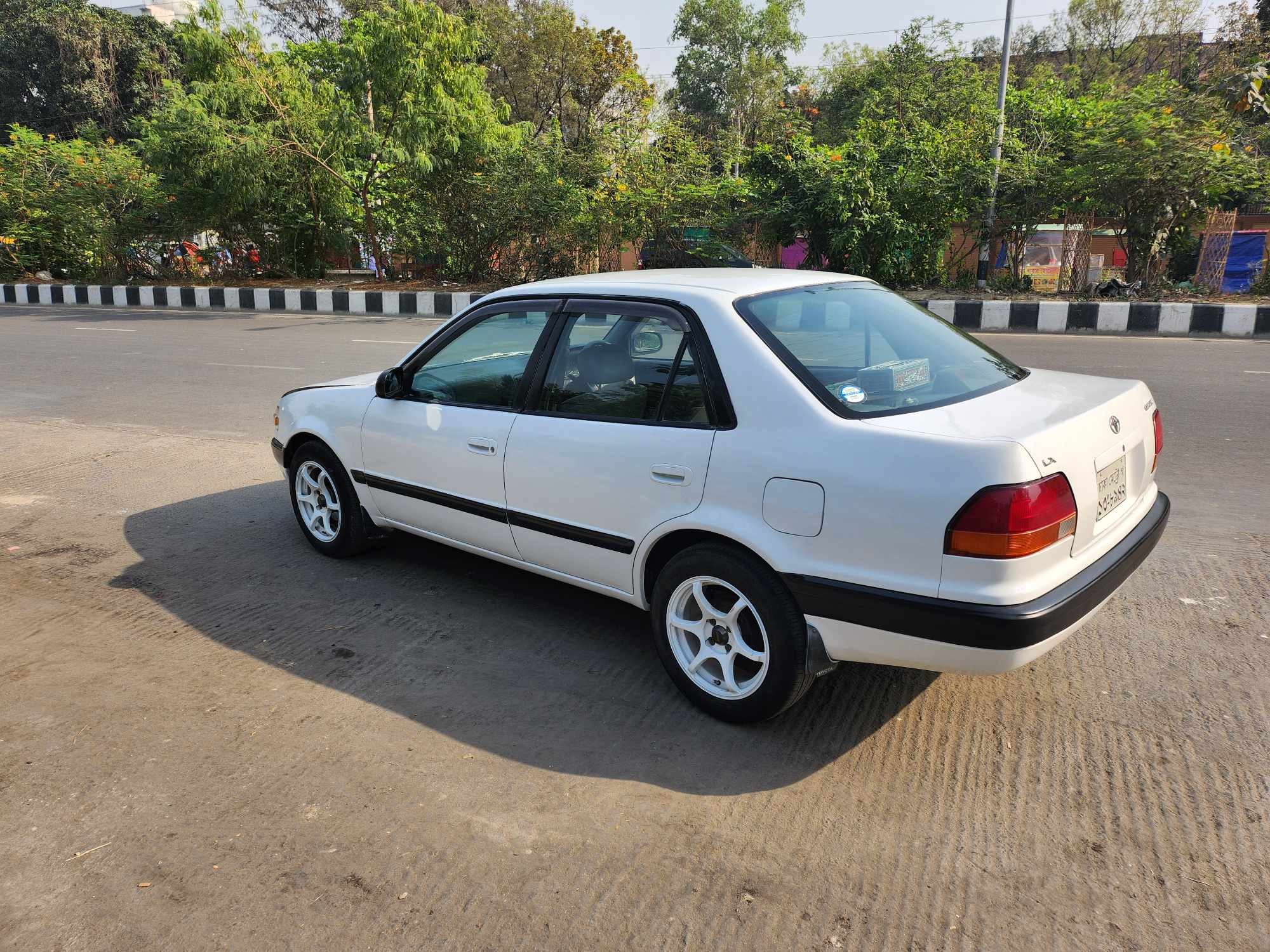 Toyota Corolla 111 Non Crystal For Sale in Dhaka