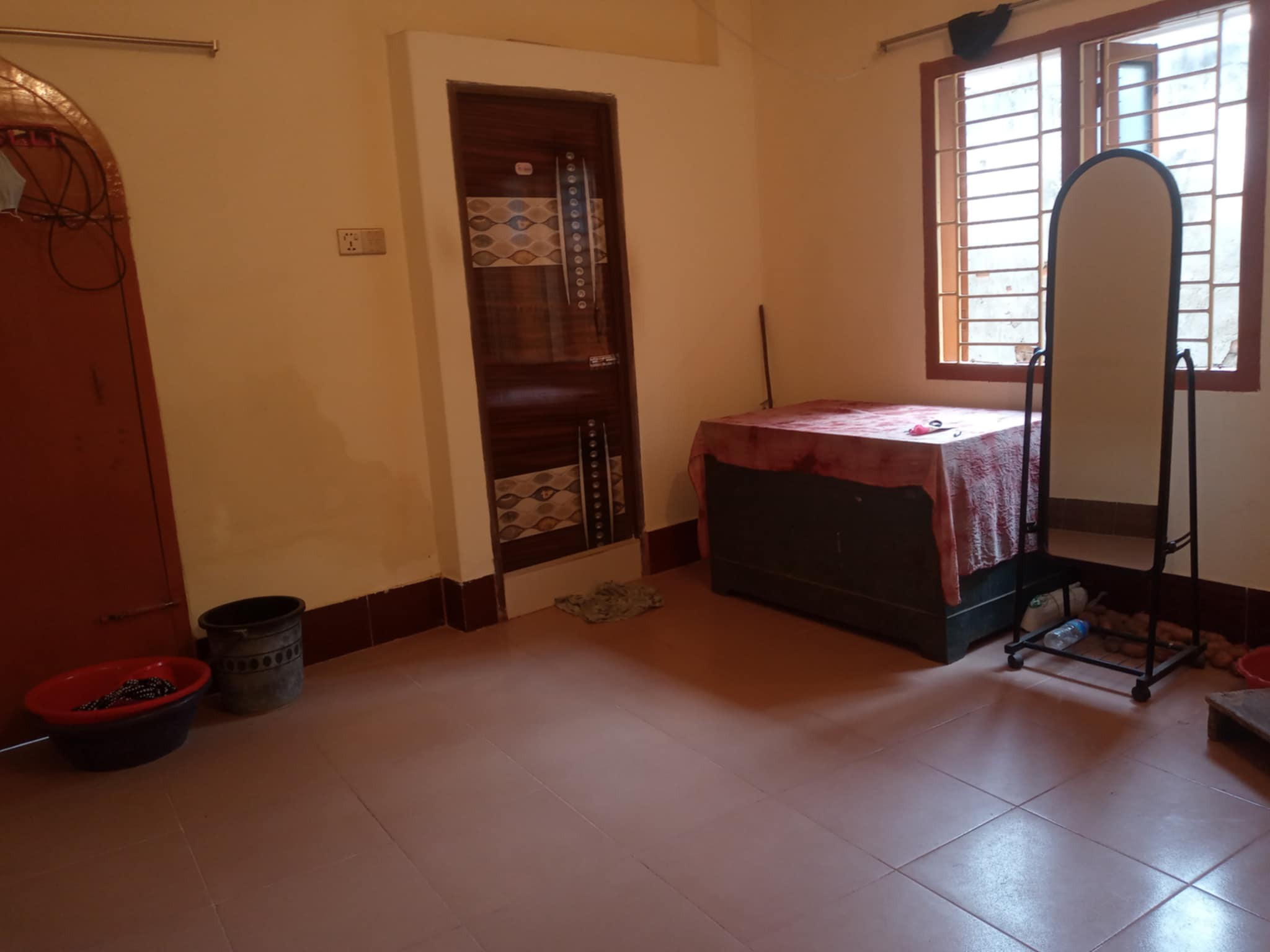 Family House ToLet in Rajshahi Kadirganj