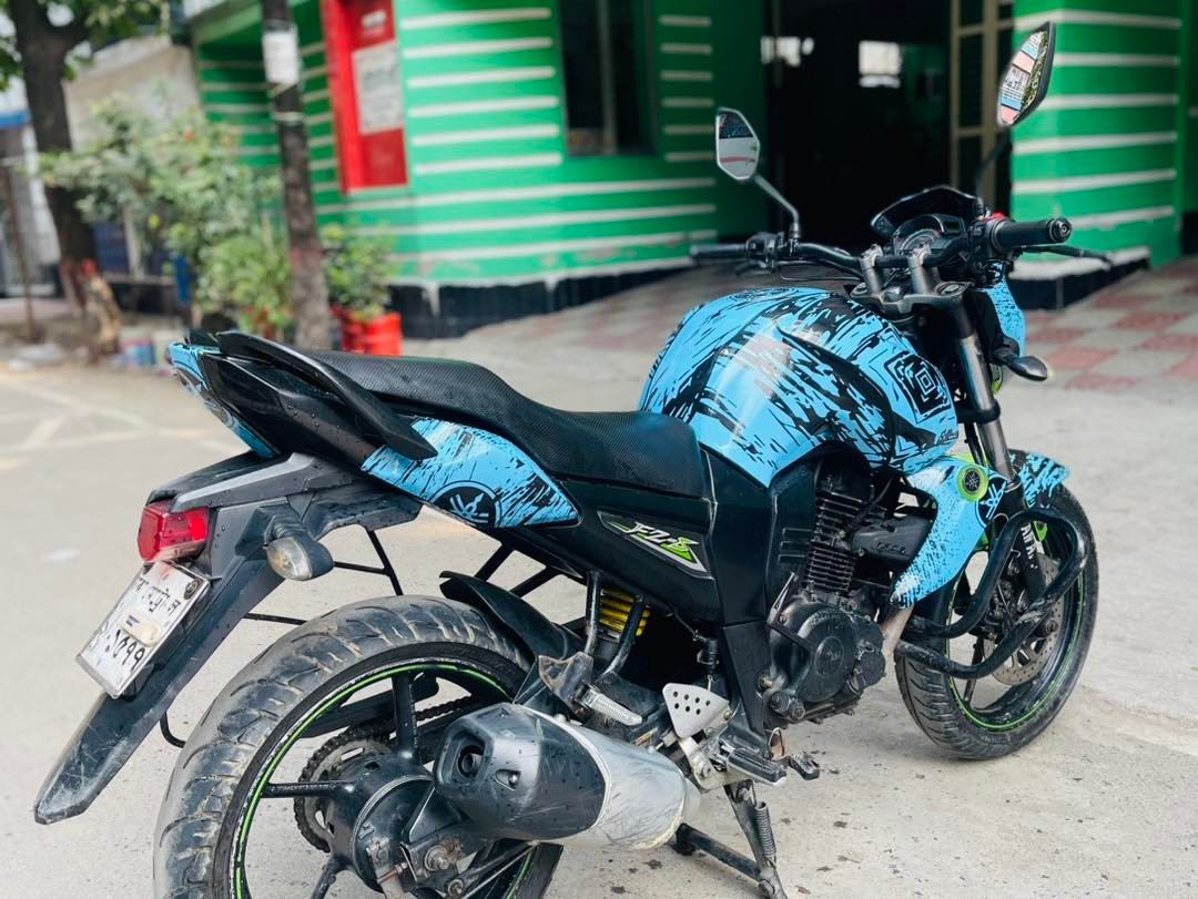 Yamaha FZS V1 For Sale in Dhaka Khilgaon