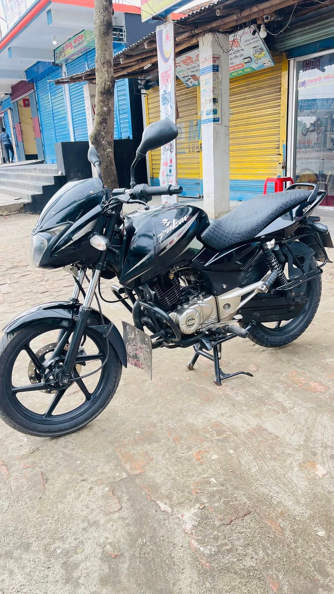 Bajaj Pulsar 150 For Sale in Bogura