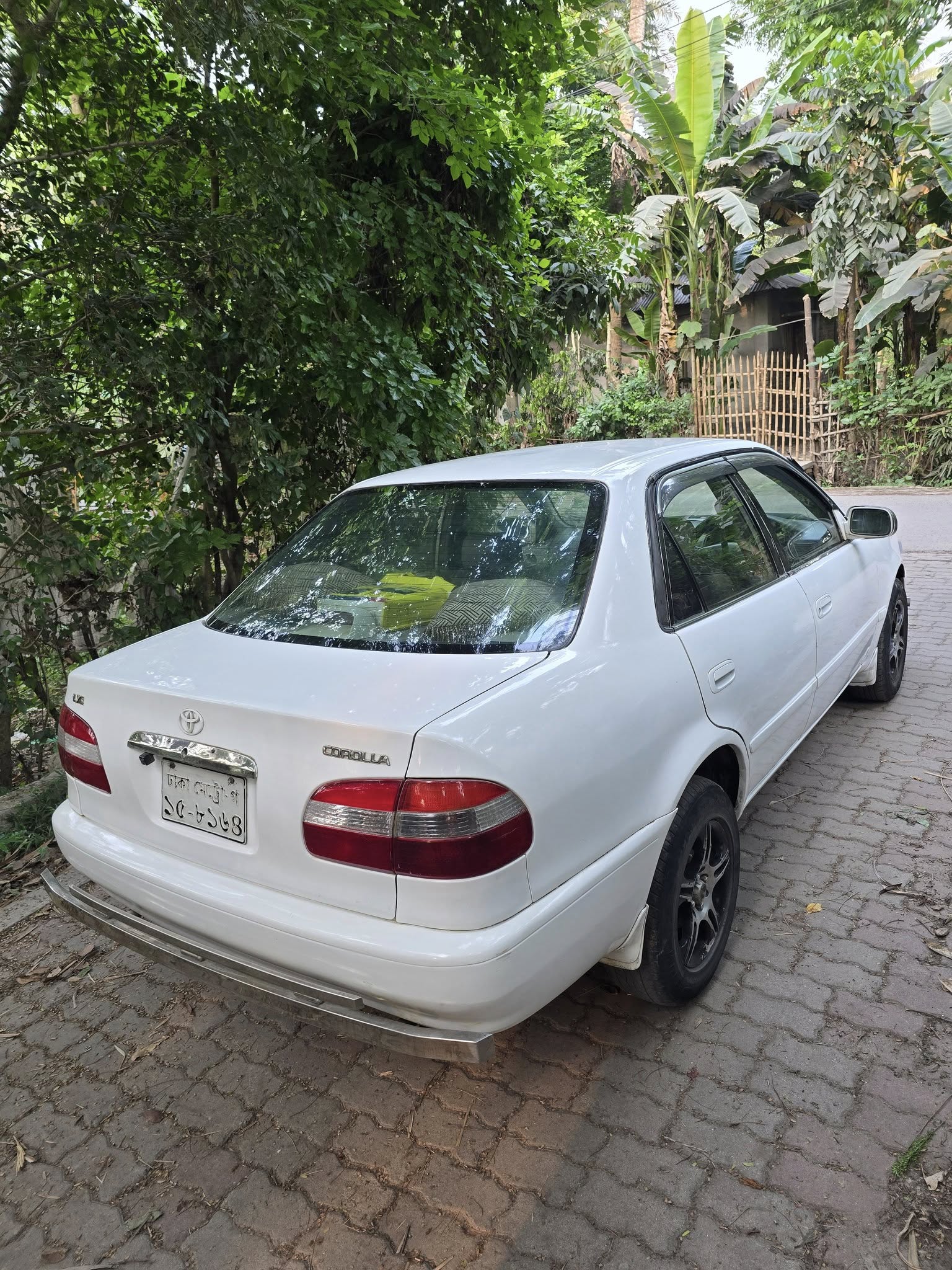 Toyota AE111 Crystal 1998 Model For Sale in Khulna