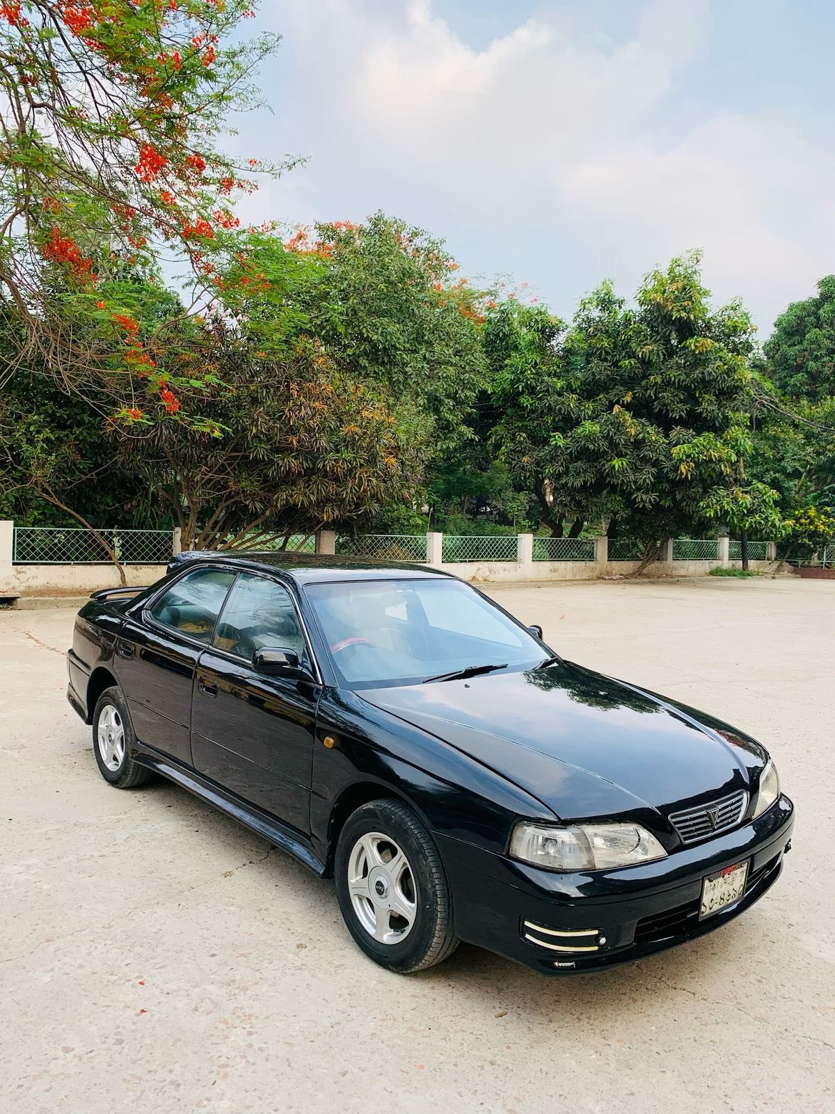 Toyota Vista 1995 Model For Sale in Dhaka