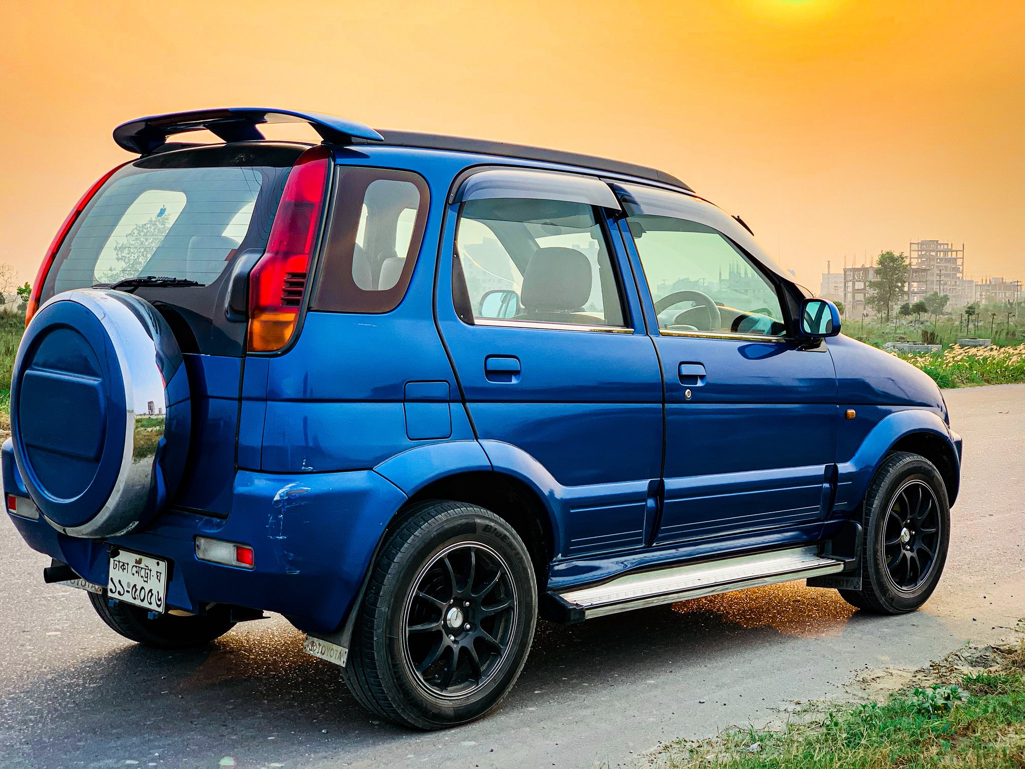 Toyota Cami 2000 Model For Sale in Dhaka Uttara