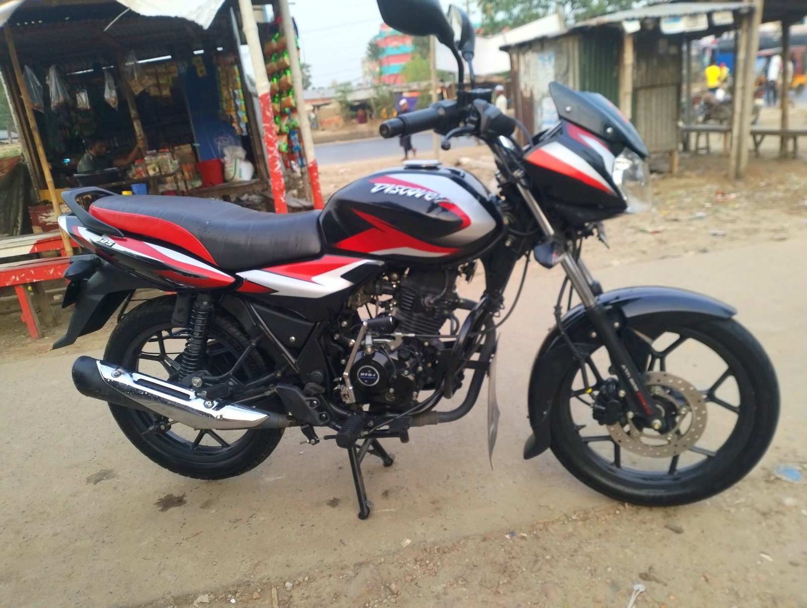 Bajaj Discover 125 For Sale in Gazipur Maona