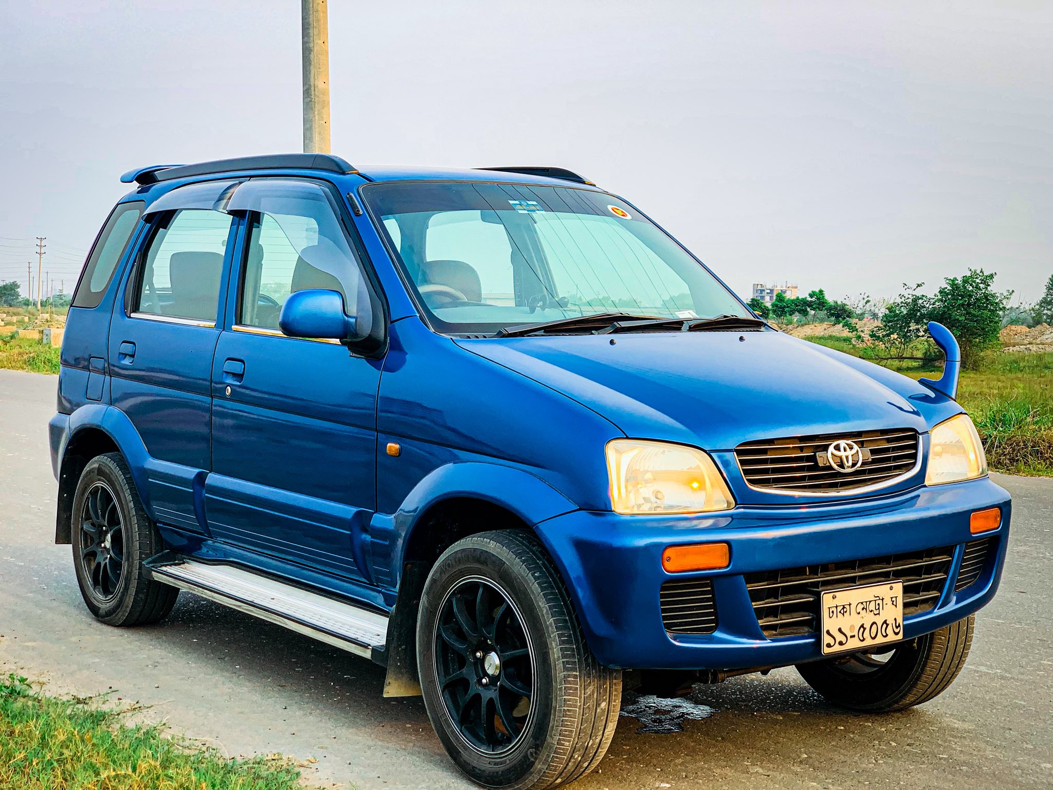 Toyota Cami 2000 Model For Sale in Dhaka Uttara
