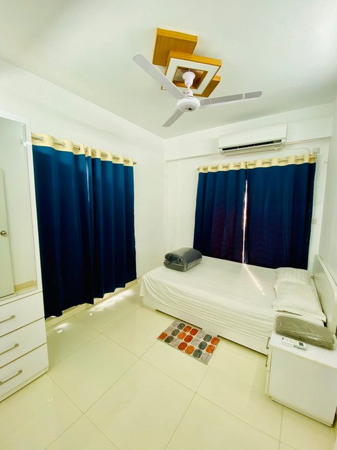 Luxury 2 Bedroom Serviced Apartment in Bashundhara R/A