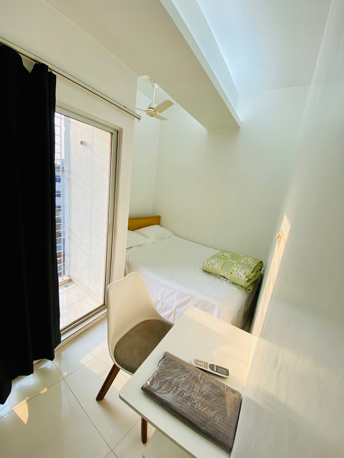 Exclusive 2 Room Studio Apartment Rent in Bashundhara R/A