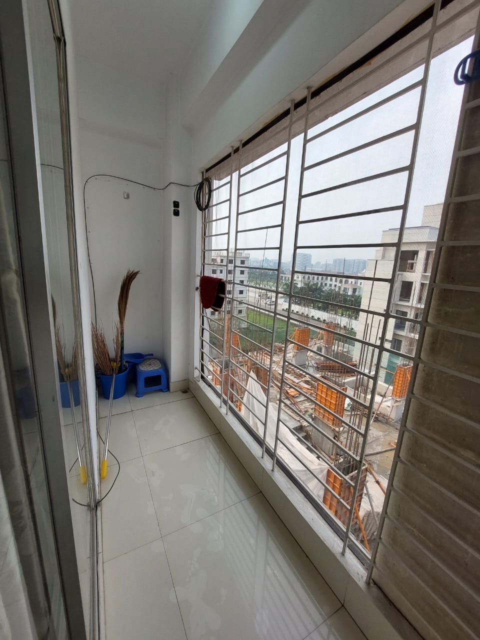 Rent 2 BHK Apartment in Bashundhara R/A