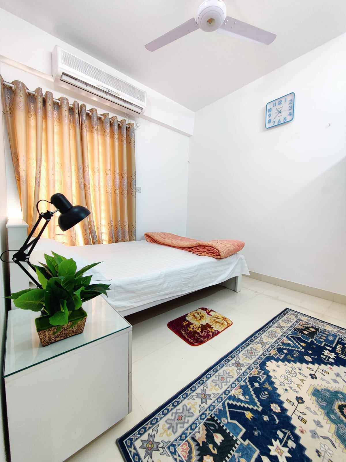 Furnished 2 Room Apartment Rent in Bashundhara R/A