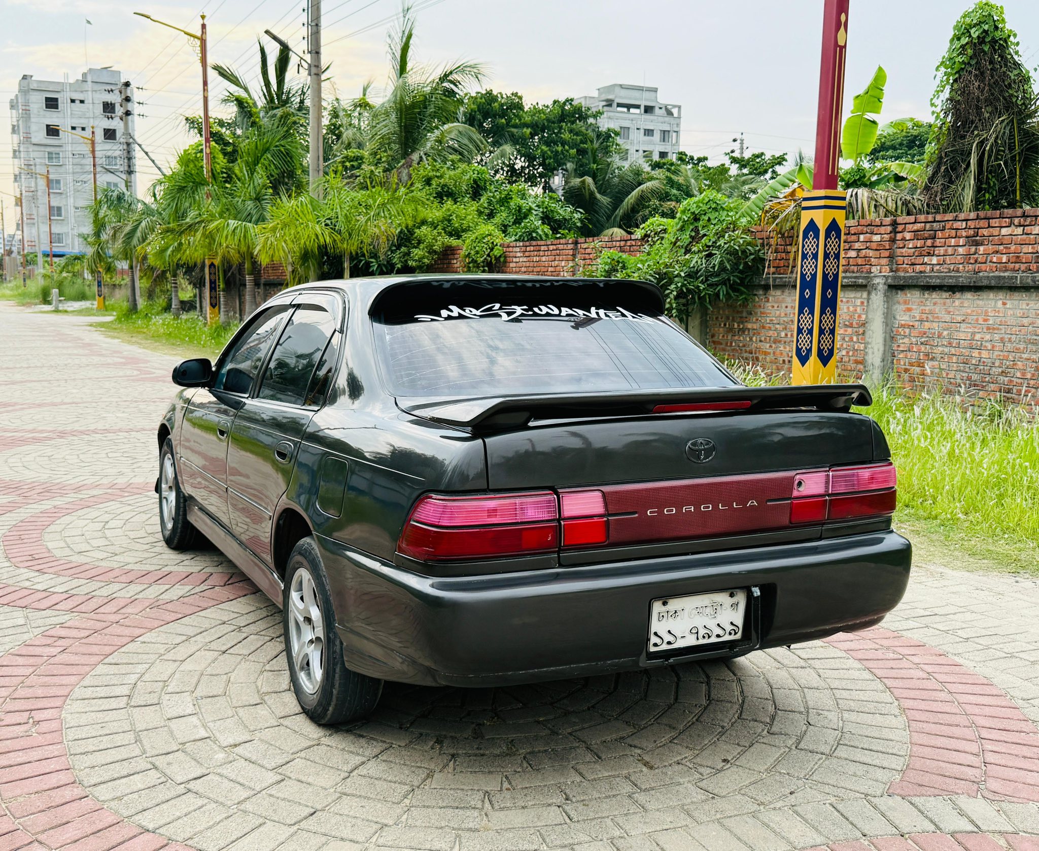 Toyota Corolla 100 1992 Model For Sale in Dhaka