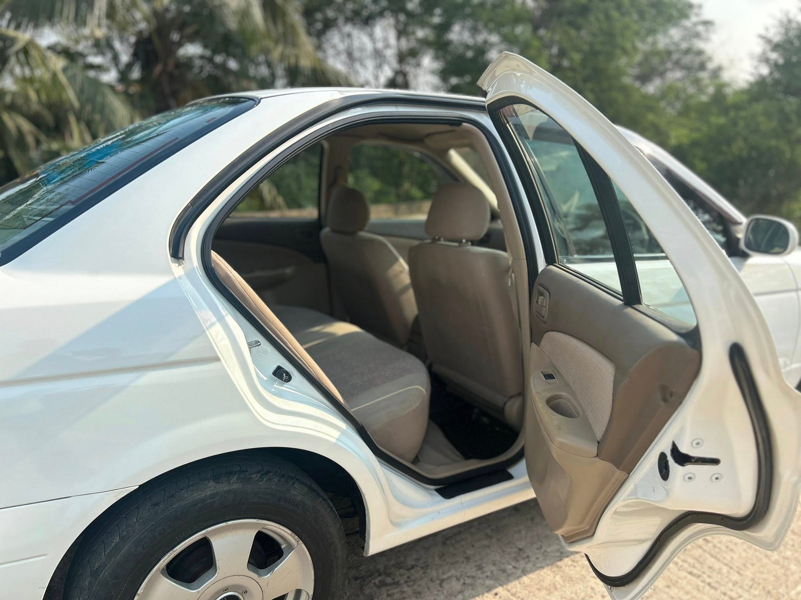 Nissan Sunny TI Shape 2004 For Sale in Dhaka