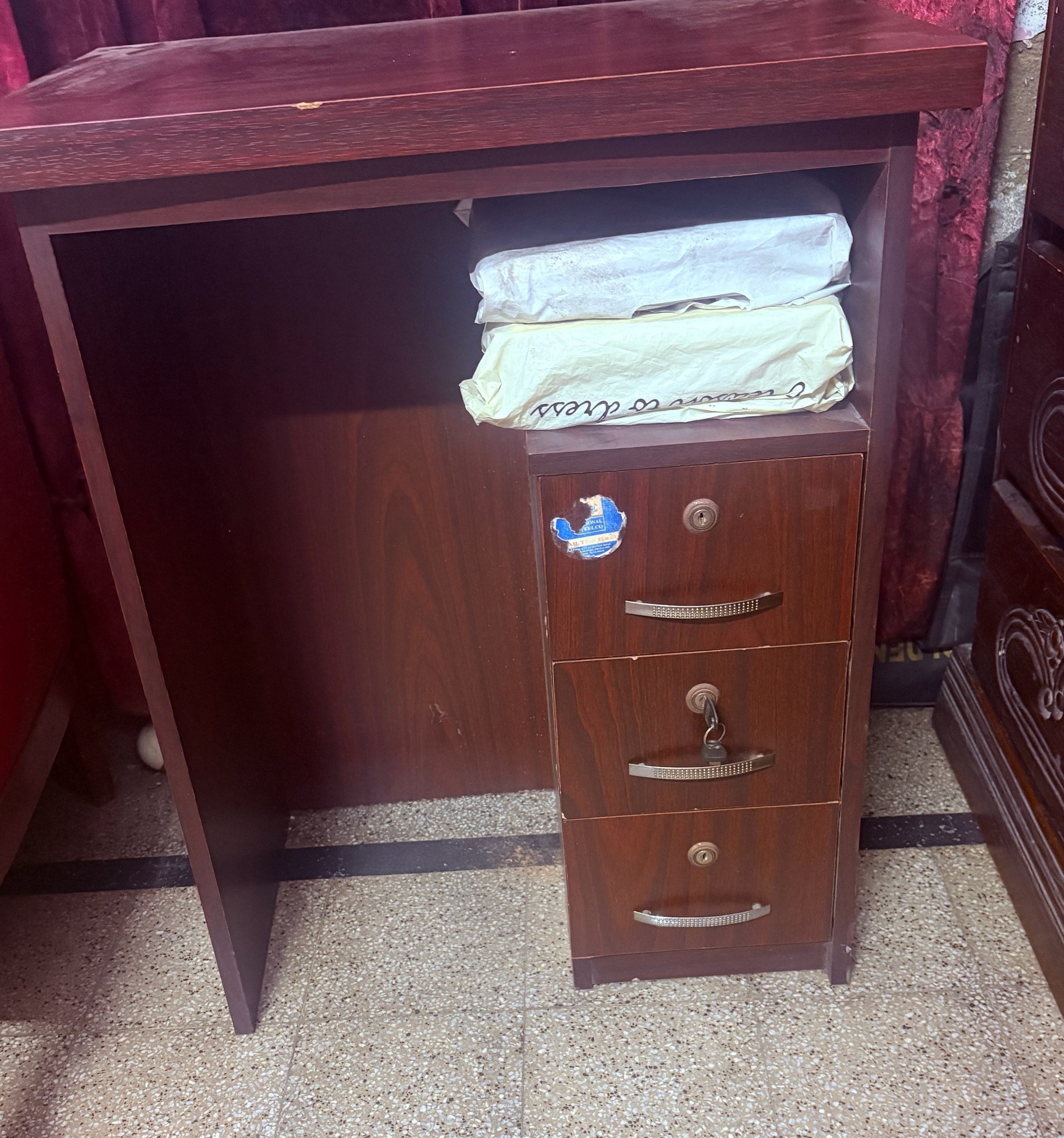 Reading Table For Sale in Dhaka Mogbazar