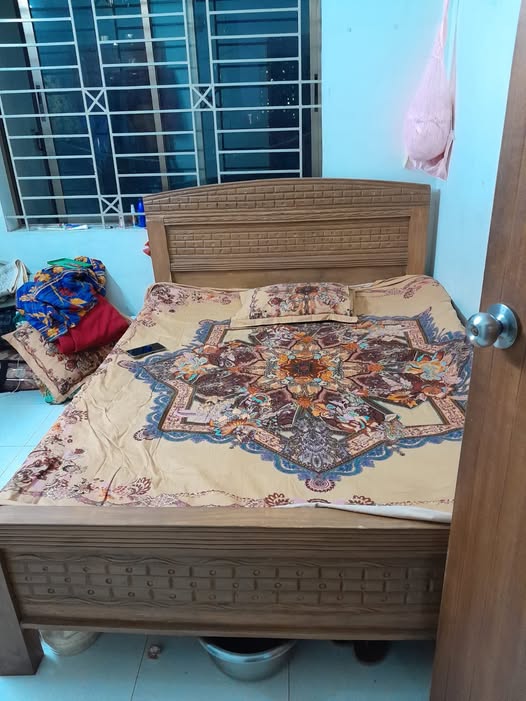 Bed For Sale in Dhaka Azimpur