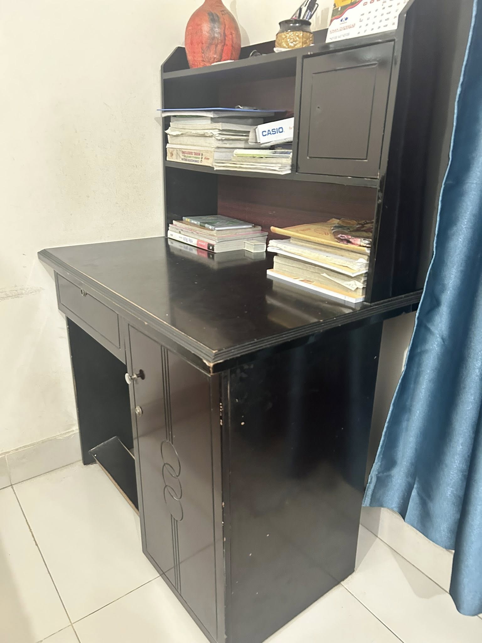 Reading Table For Sale in Dhaka North Banasree