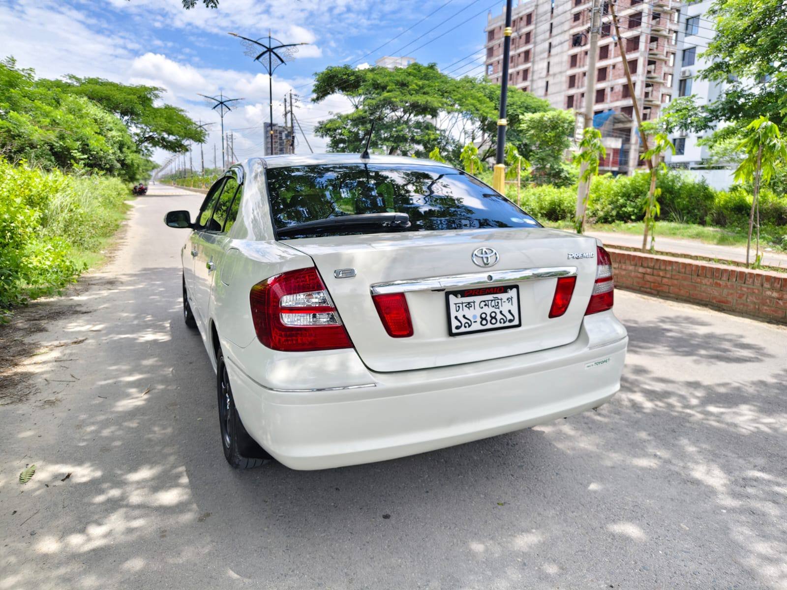 Toyota Premio 2002 Model For Sale in Dhaka