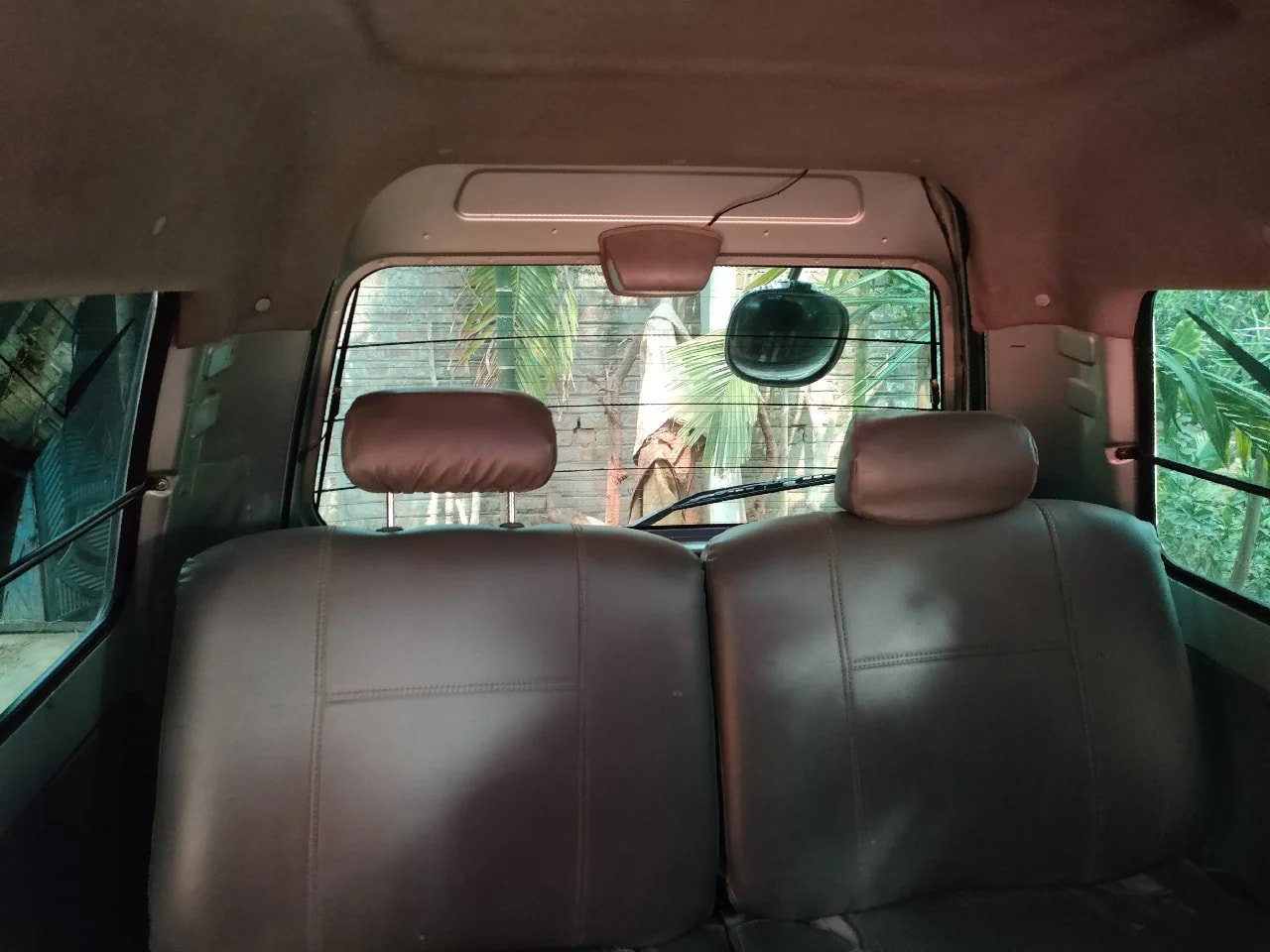 Toyota Noah KR 42 2005 Model For Sale in Niamatpur 