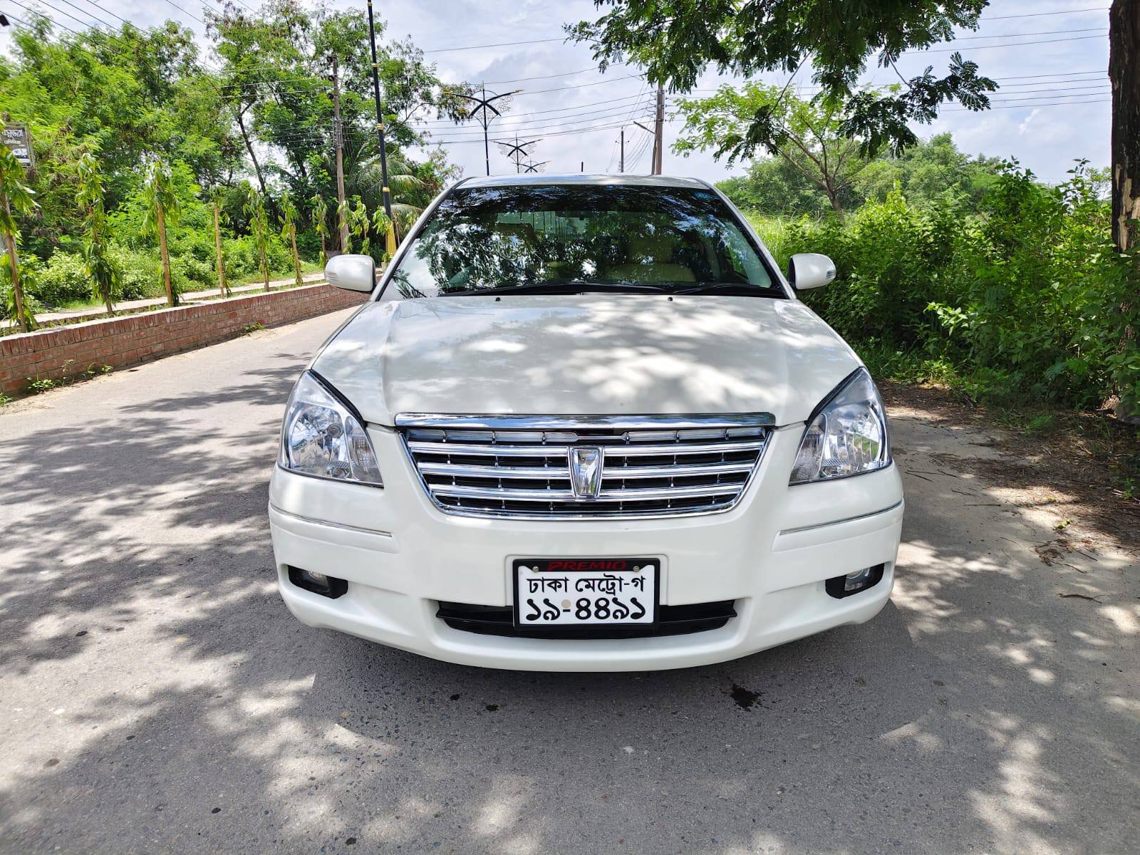 Toyota Premio 2002 Model For Sale in Dhaka