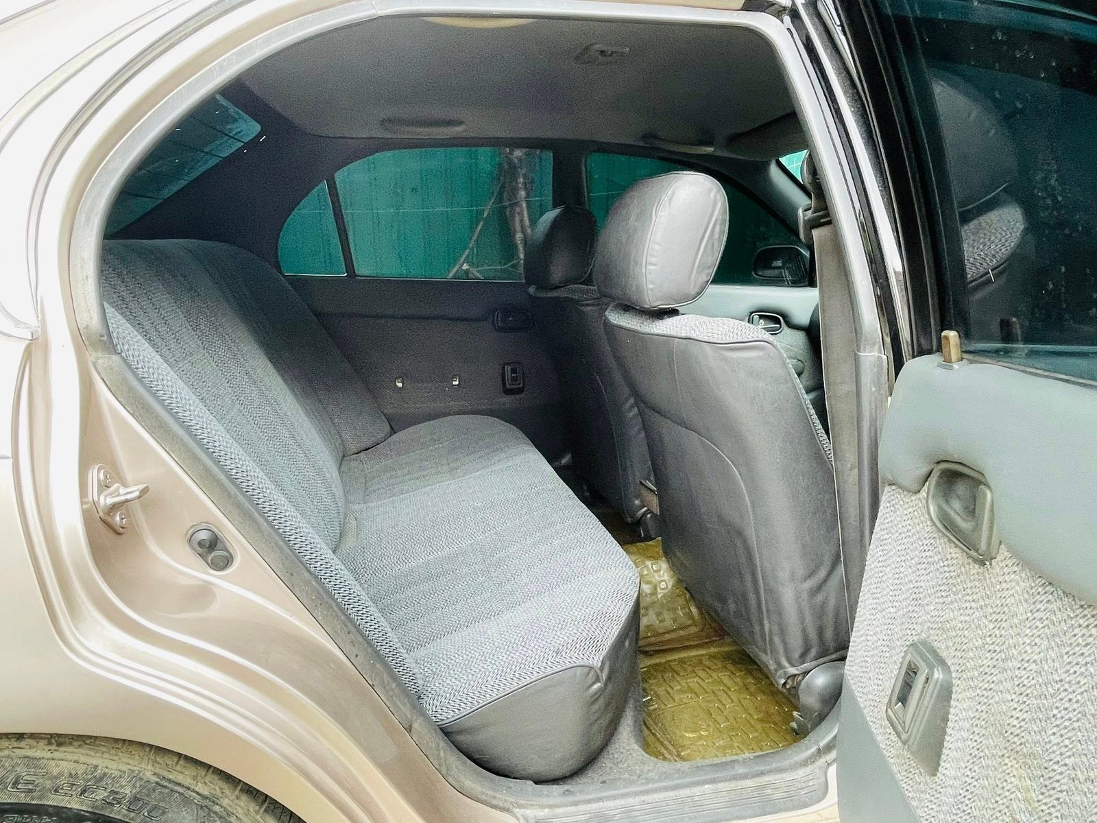 Toyota 100 SE Limited 1994 Model For Sake in Dhaka