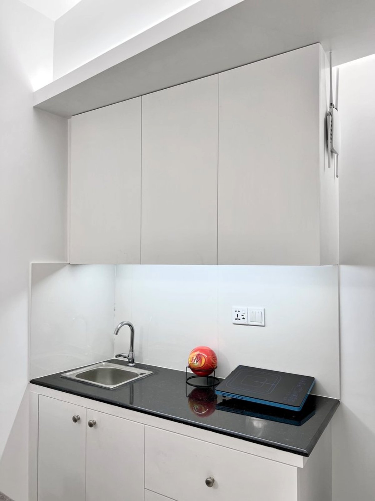 Rent Furnished 2 Room Apartment in Bashundhara R/A