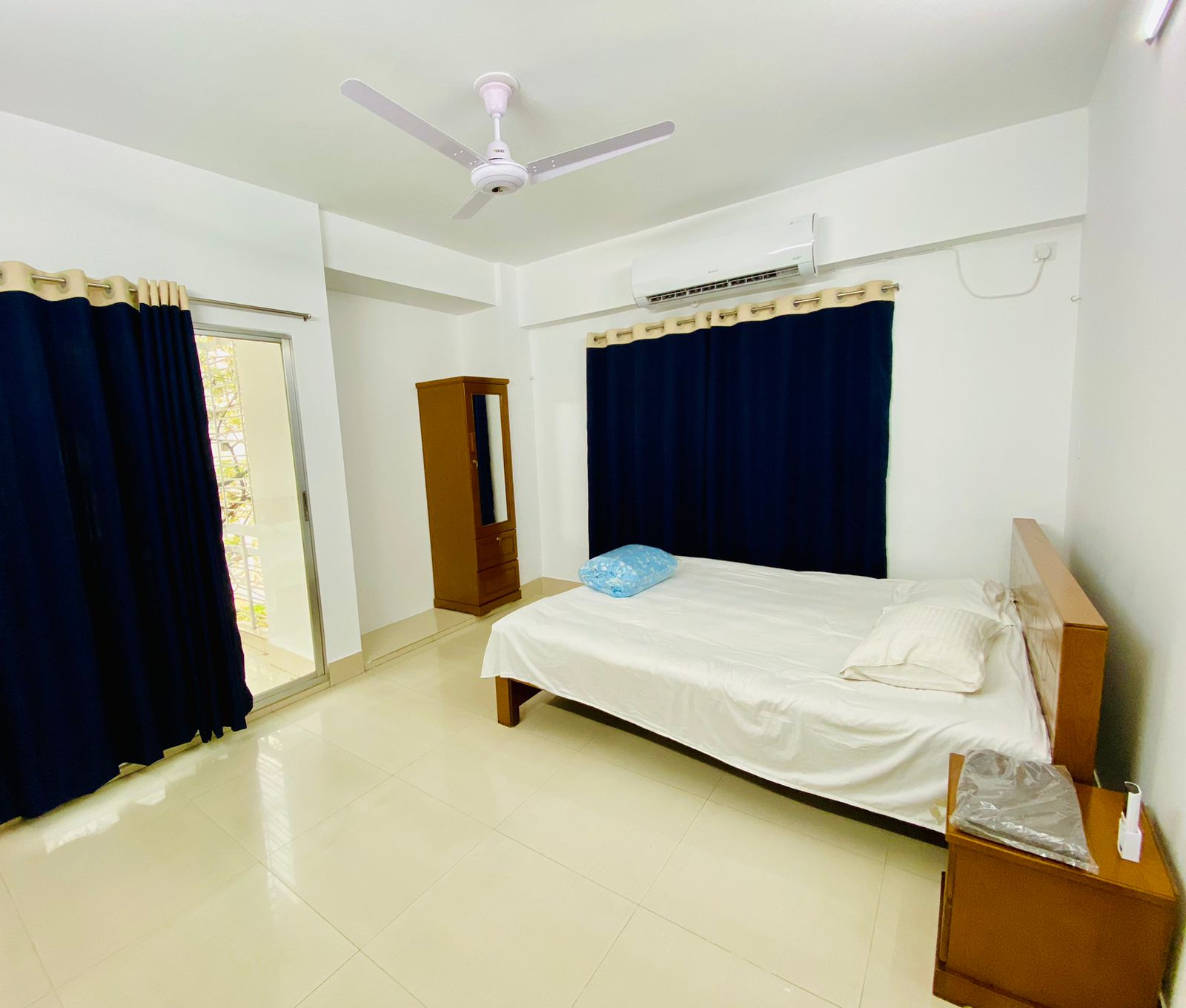 Cozy Furnished Apartment Rent in Bashundhara R/A